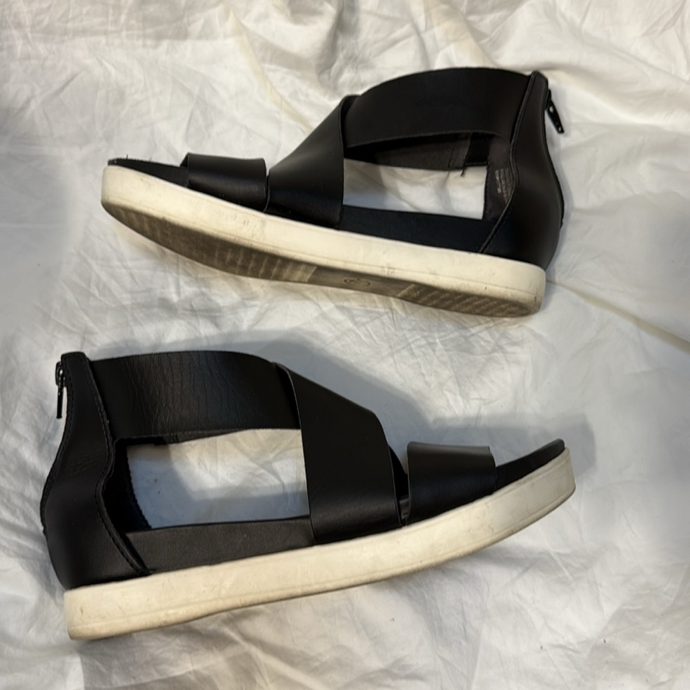 Women's A New Day Black Low Platform Strappy Zip-Up Sandals. Size 7. - Picture 6 of 11